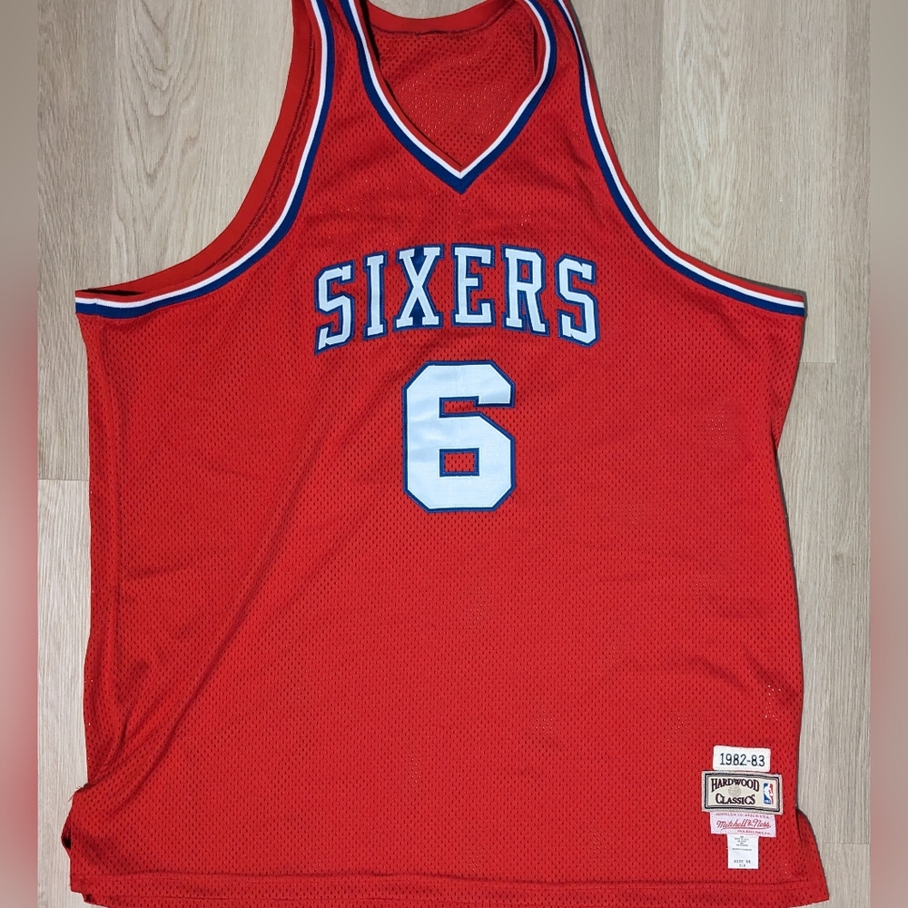 Sixers Erving jersey
